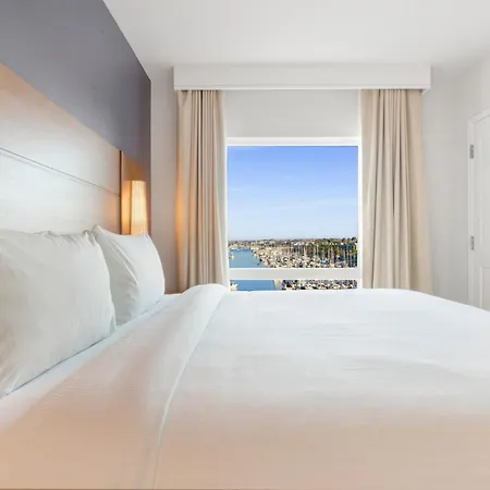 Courtyard By Marriott Marina Del Rey-3